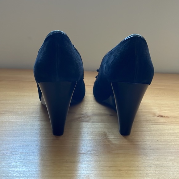 Coach Black Suede Wedge Shoes. - Picture 15 of 16